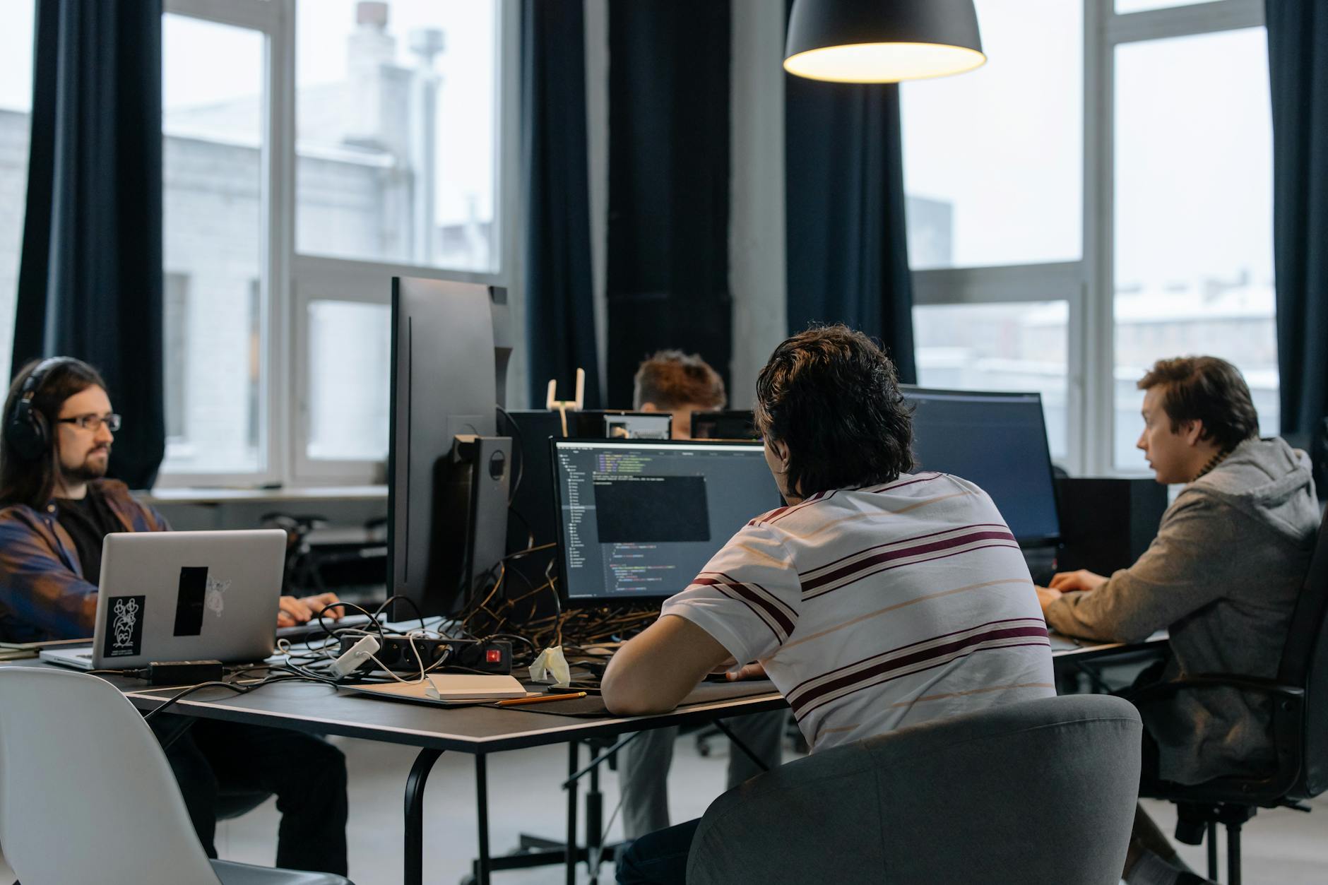 How AI Is Reshaping Software Development Teams: From Individual Contributors to AI Orchestrators
