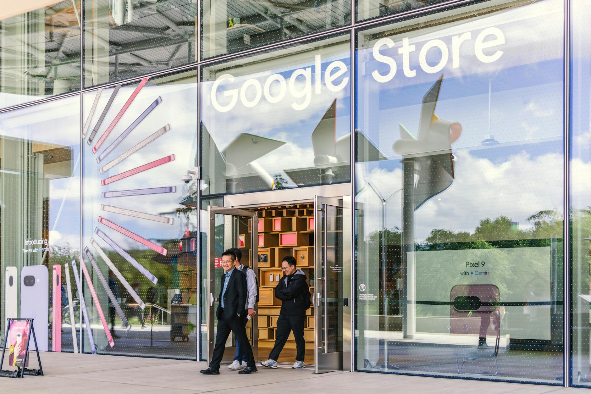 Google's Mobilegeddon Update: What It Means for Your Ontario Business Website